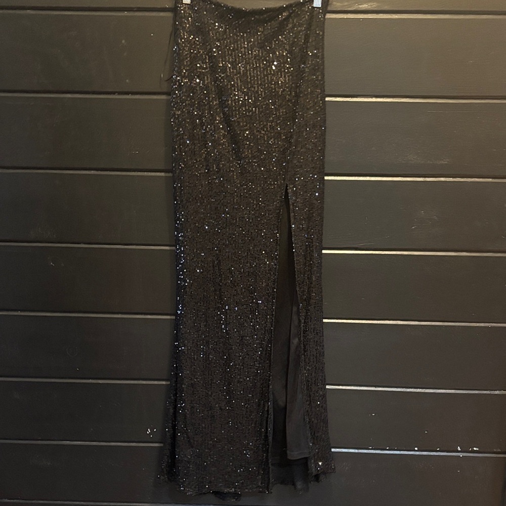 Elegant Black Sequin Skirt